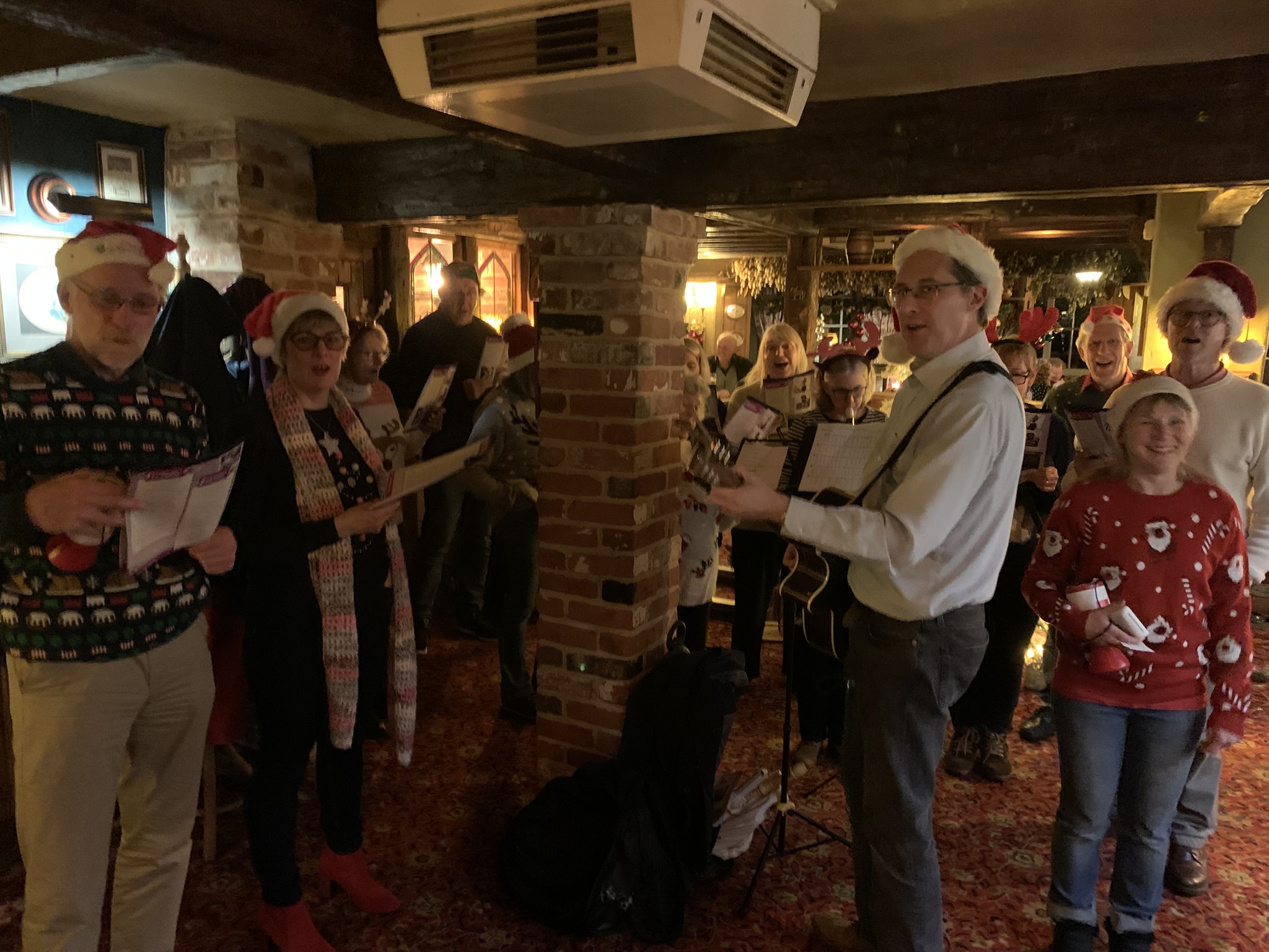 Carol singing in Ampfield pubs